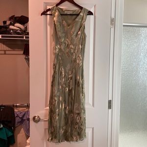 A-line green dress